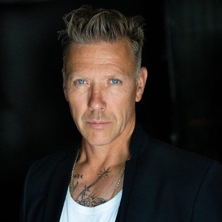 Mikael Persbrandt